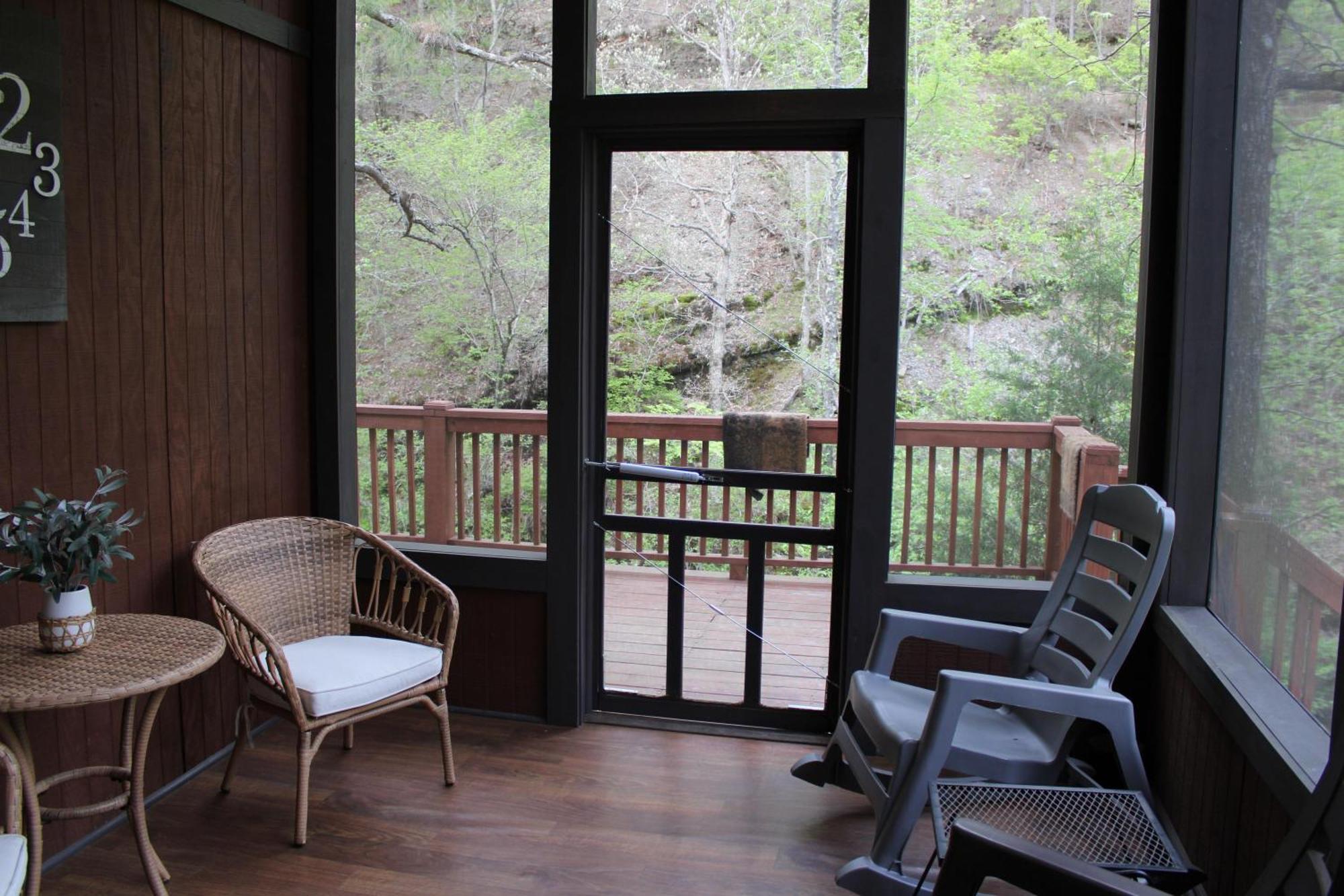 Villa 132 Catherine Park #1 Cozy Romantic Cabin On The Creek Hot Springs Exterior foto